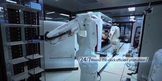 Hệ thống lưu trữ mẫu tự động được tích hợp hoàn toàn với hệ thống phân phối thông minh (Falcon)